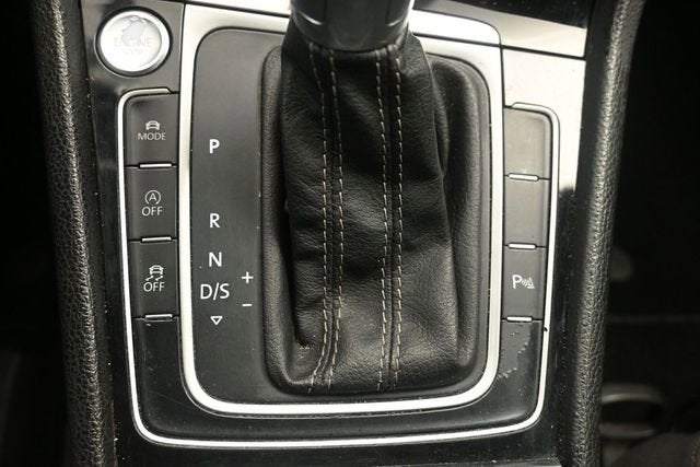 2019 Volkswagen Golf R NA