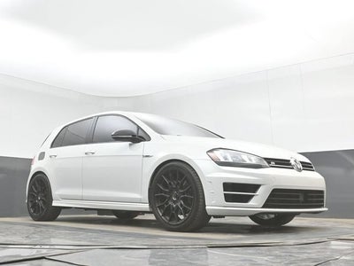 2017 Volkswagen Golf R 4-Door w/DCC & Navigation