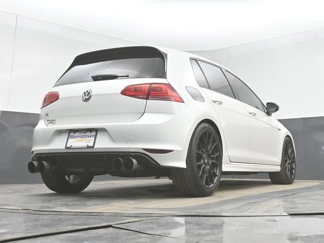 2017 Volkswagen Golf R 4-Door w/DCC & Navigation