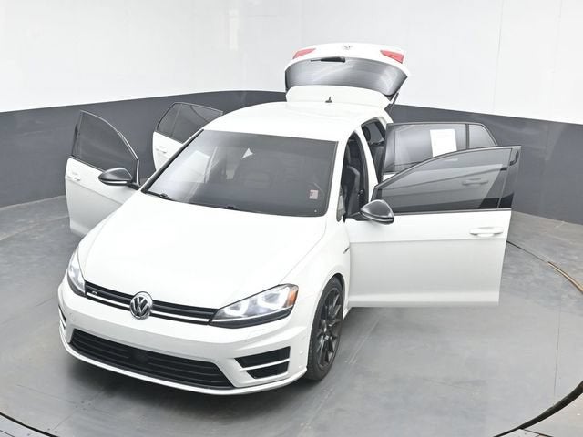 2017 Volkswagen Golf R 4-Door w/DCC & Navigation