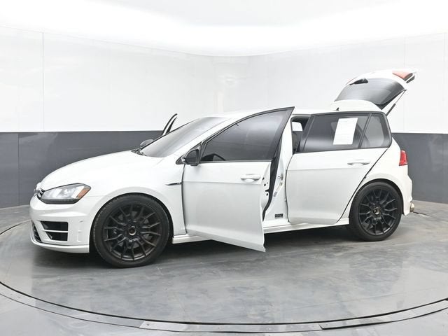 2017 Volkswagen Golf R 4-Door w/DCC & Navigation
