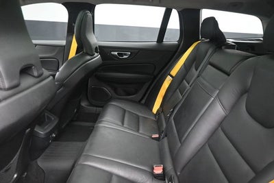 2020 Volvo V60 T5 Momentum