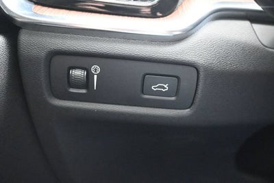 2020 Volvo V60 T5 Momentum