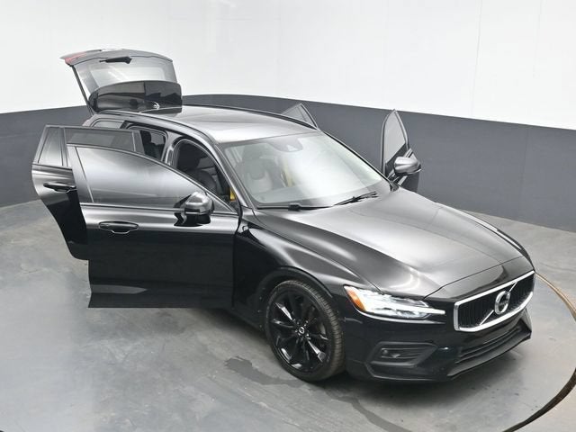 2020 Volvo V60 T5 Momentum
