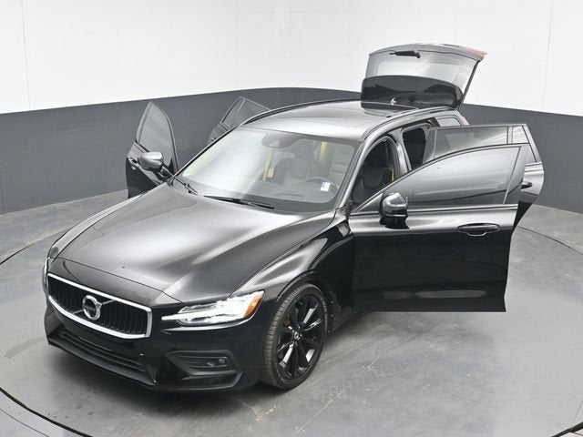 2020 Volvo V60 T5 Momentum