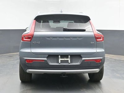 2023 Volvo XC40 B4 Ultimate Bright Theme