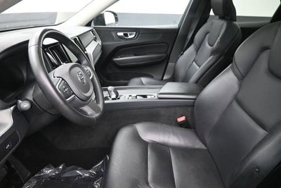 2023 Volvo XC60 B5 Core