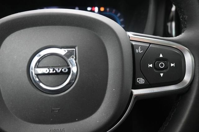 2023 Volvo XC60 B5 Core
