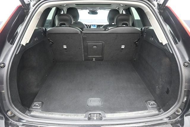 2023 Volvo XC60 B5 Core